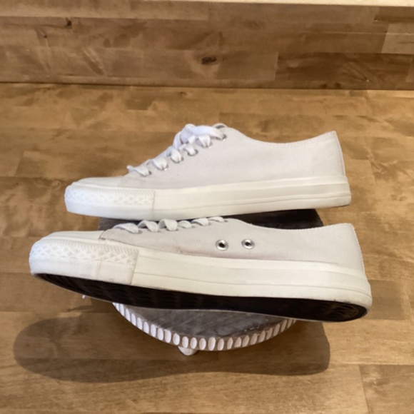Loft plain canvas sneakers Size 8 - Picture 7 of 7